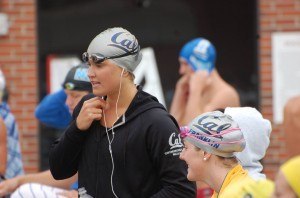Elizabeth Pelton & Missy Franklin at the LA Invite (photo coutesty of Anne Lepesant)