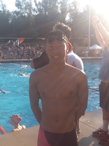 Corey Okubo held off a pair of great breaststrokers to win the boys' 200 IM. (Photo; Victoria Lepesant)