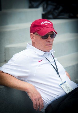 Coaching legend Denny Pursley oversees the speed of the Crimson Tide. (photo: Mike Lewis, Ola Vista Photography)