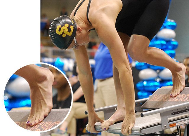 Stina Gardell donned a rich purple polish to contrast with USC's cardinal and gold. (Courtesy: Janna Schulze)