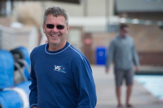 Head Coach Randy Bennett has his team focused, relaxed and ready (photo: Mike Lewis, Ola Vista Photography)