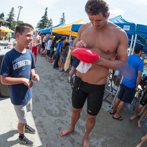 Fans of all ages dig Nathan, 6'6 tall (Photo: Mike Lewis - Courtesy of U.S. Masters Swimming)