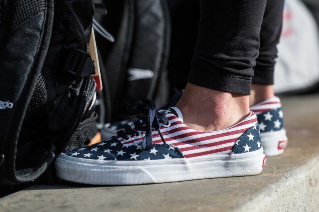 Elizabeth Beisel patriotic down to the shoes (photo: Mike Lewis, Ola Vista Photography)