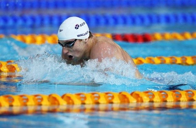 Dan Wallace en route to a surprise 400 IM gold medal on Friday at the 2014 Commonwealth Games (courtesy: Ian MacNicol/Scottish Swimming)