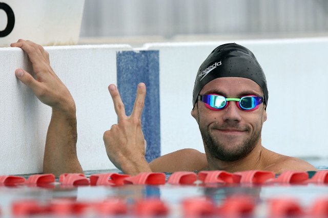 Thiago Pereira was sporting his taper beard at the Miami Swimming Club, where Brazil prepped for Pan Pacs. Foto: Satiro Sodre/SSPress.