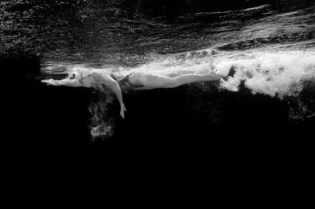 underwater swimming