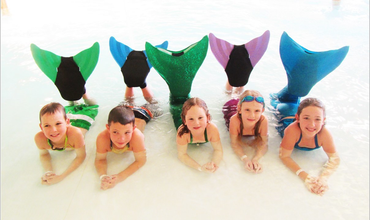 thumbnail image 2 of Mermaid Swim Fins For Kids - Pink Monofin Pool Flippers For Boys & Girls Swimming 2 of 13