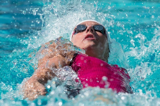 Katinka Hosszu 200 back prelims 2015 Santa Clara Pro Swim (photo: Mike Lewis, Ola Vista Photography)