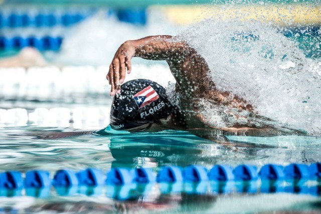 Luis Flores 50 free Santa Clara Pro Swim 2015 (photo: Mike Lewis, Ola Vista Photography)