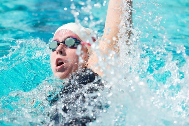 Tara Halsted prelims 200 back Santa Clara Pro Swim 2015 (photo: Mike Lewis, Ola Vista Photography)