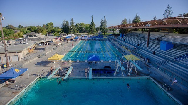 Santa Clara wakes up for the Arena Pro Swim Series (courtesy of Rafael Domeyko, domeykophotography.com)