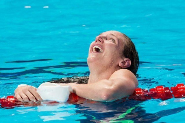 Katinka, HOSSZU - 200 IM World Record reaction - 2015 World Championships (courtesy of Tim Binning, theswimpictures.com)