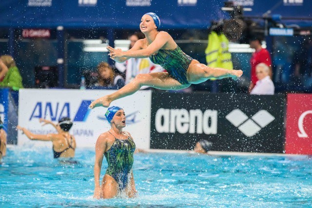 2015 World Championshps Synchronized Swimming (photo: Mike Lewis, Ola Vista Photography)