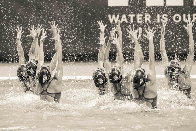 2015 World Championshps Synchronized Swimming (photo: Mike Lewis, Ola Vista Photography)