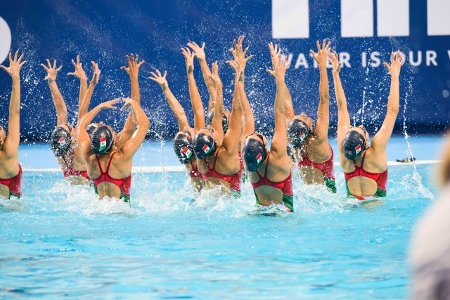 2015 World Championshps Synchronized Swimming (photo: Mike Lewis, Ola Vista Photography)