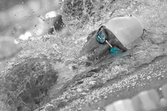 Chase Kalisz in the prelims of the 200 free at the Arena Pro Swim Series in Minneapolis (photo: Mike Lewis, Ola Vista Photography)