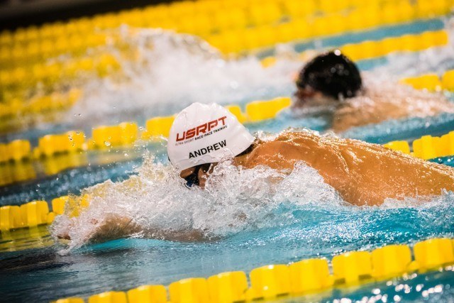 Michael Andrew in the 100 breaststroke final (photo: Mike Lewis, Ola Vista Photography)