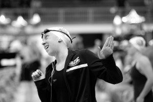 Sierra Schmidt doing her famed pre-race dance (photo: Mike Lewis, Ola Vista Photography)