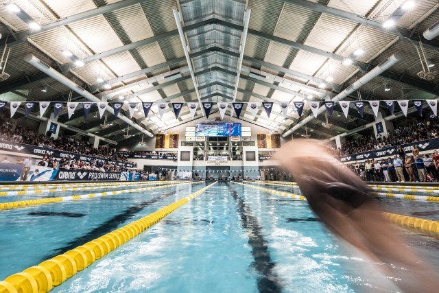 Ghosting back (photo: Mike Lewis)