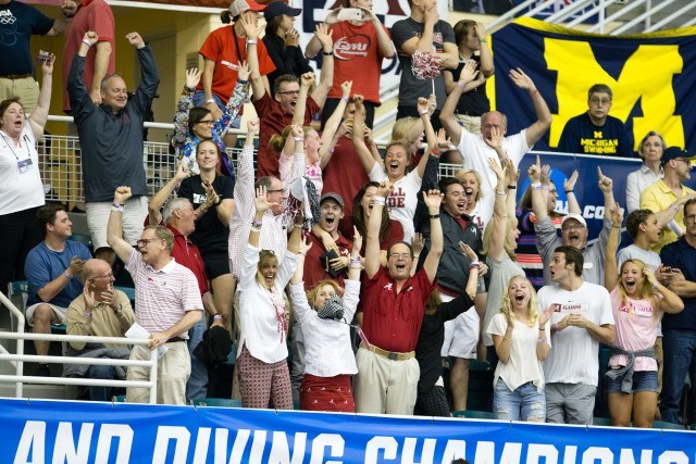 200 medley relay Alabama crowd-TBX_0428-