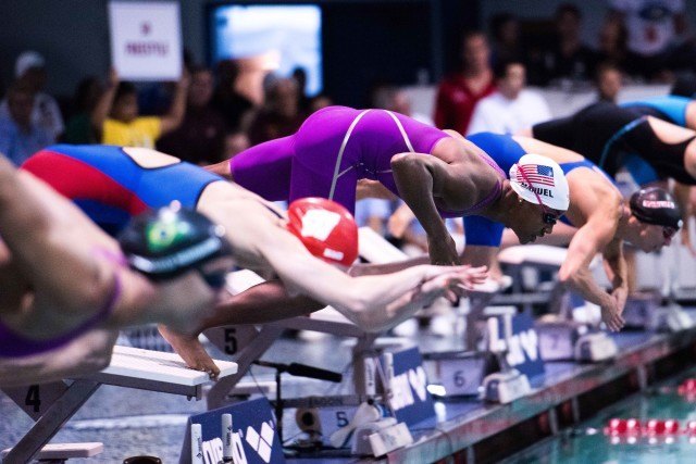 Simone Manuel off in the finals of the 50 free (photo: Mike Lewis)
