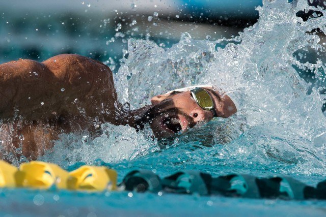 Michael Phelps in the 200 freestyle at teh Mesa Pro Swim Series stop (photo: Mike Lewis)