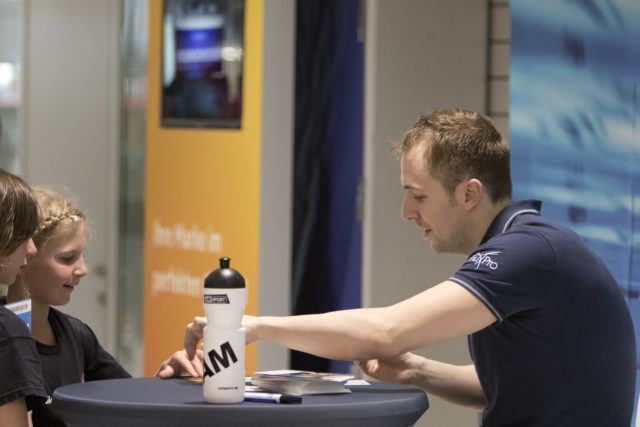 Marco Koch with fans at the 2016 German Championships in Berlin, photo by Mirko Seifert