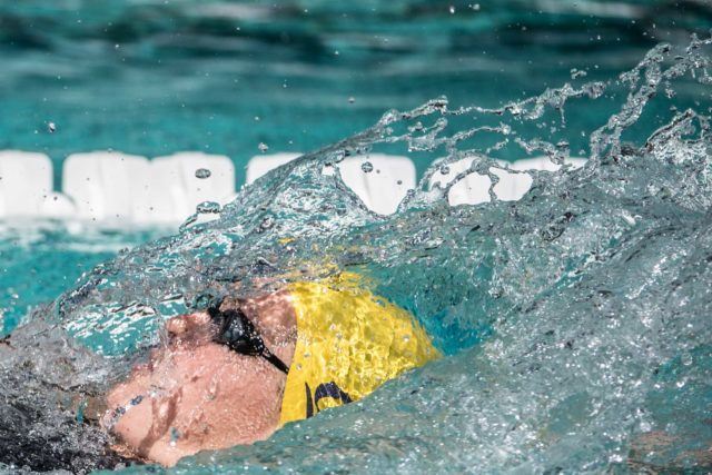 Caitlin Leverenz in the prelims of the 400 IM at the Arena Pro Swim stop in Santa Clara (photo: Mike Lewis)