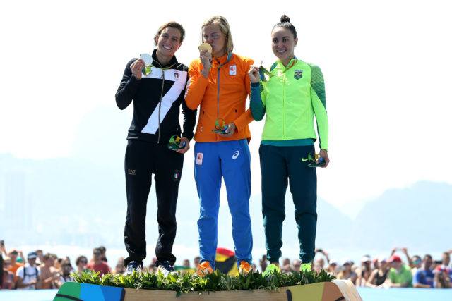 Poliana Okimoto durante a prova de 10Km da maratona aquatica realizada na praia de Copabana. Jogos Olimpicos Rio 2016. 15 de Agosto de 2016, Rio de Janeiro, RJ, Brasil. Foto: Satiro Sodré/SSPress