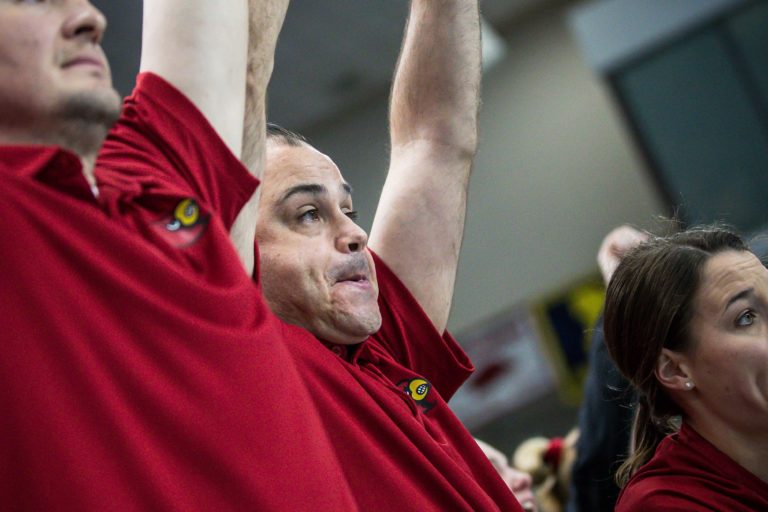Louisville Men End NC State’s Streak, Capture The Cards Louisville Men End NC State’s Streak, Capture The Cards